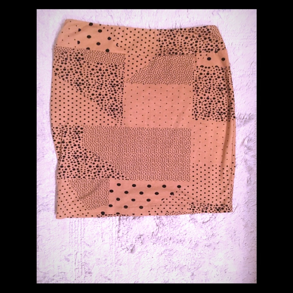 Tan & Black Mini Skirt